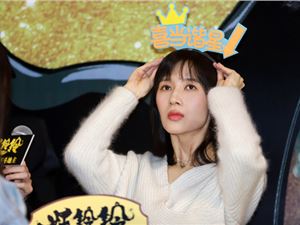 7年前的LG V10早已实现灵动岛：还适配了第三方APP