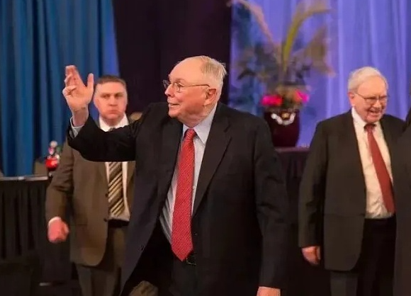 巴菲特挚友查理芒格去世,曾是比特币最大的"空头"!-第3张图片-欧意下载