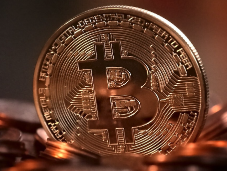 比特币现货ETF获批开启加密市场的主流时刻-第1张图片-欧意下载